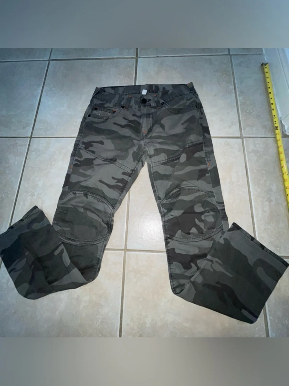 Men's True Religion Moto Skinny Fog Black T Orange Stitch Camo Jeans Pants 32
